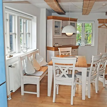 Neu Angeboten Moenchguter U Reetdach Mit Kamin *