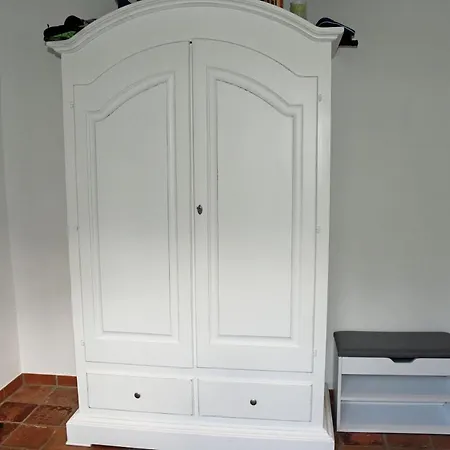 Neu Angeboten Mönchguter U Reetdach Mit Kamin