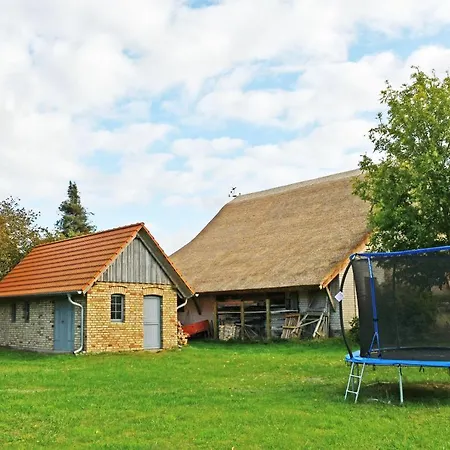 Holiday home Neu Angeboten Moenchguter U Reetdach Mit Kamin Gager