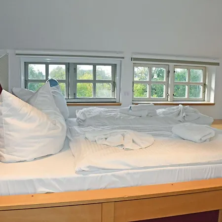 Neu Angeboten Moenchguter U Reetdach Mit Kamin Holiday home *