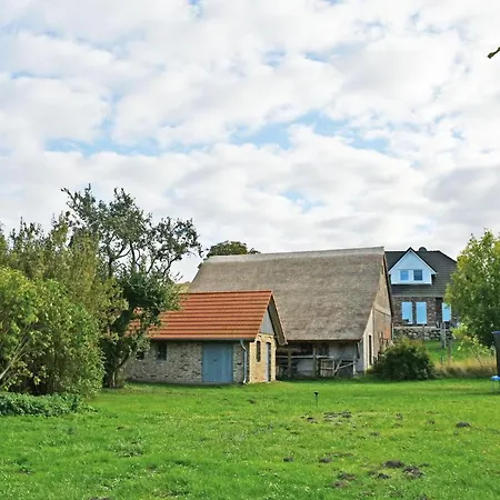 Neu Angeboten Mönchguter U Reetdach Mit Kamin * Gager