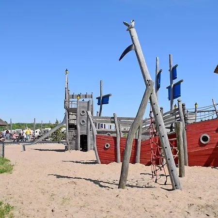 Ferienhaus Neu Angeboten Mönchguter U Reetdach Mit Kamin *
