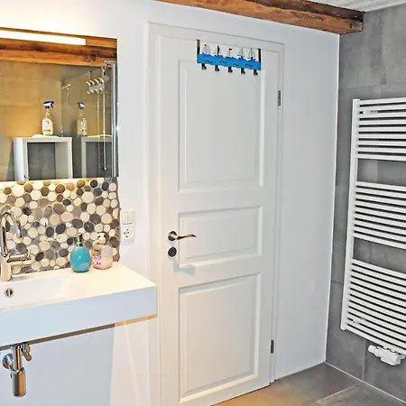 Holiday home Neu Angeboten Moenchguter U Reetdach Mit Kamin *