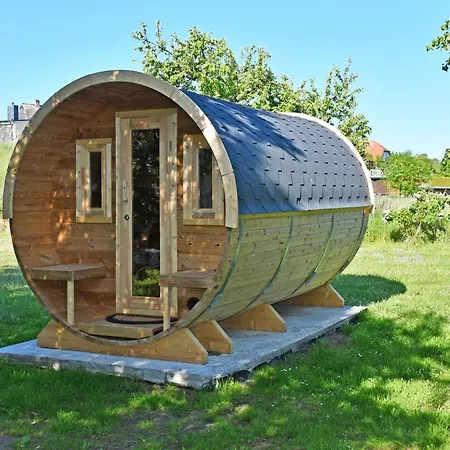 Neu Angeboten Mönchguter U Reetdach Mit Kamin Gager