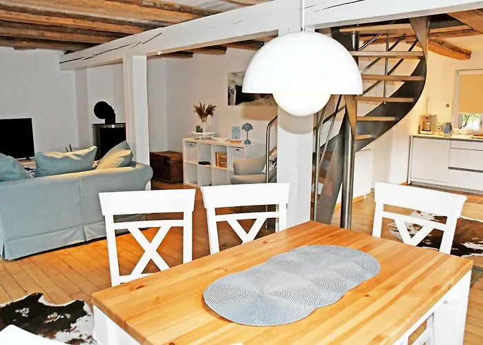 Neu Angeboten Moenchguter U Reetdach Mit Kamin * Gager